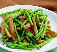 Eggplant and Green Beans Stir-fry