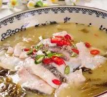 Sour Cabbage Fish Pot