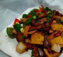 Fried Pork with Tofu Skin