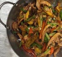 Spicy Pot-Steamed Chicken