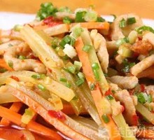 Wild Bamboo Shoots Stir-Fried with Shredded Pork