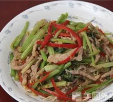Stir-fried celery with pork