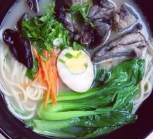 Black Chicken Noodles