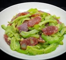 Bitter Melon with Pork in Wooden Bucket Rice