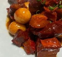 Braised Pork Belly with Preserved Egg