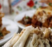 Heavy Oil Steamed Dumplings