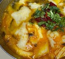 Fresh Bean Curd and Pickled Vegetable Fish Pot