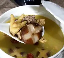 Chicken Soup with Shiitake Mushrooms