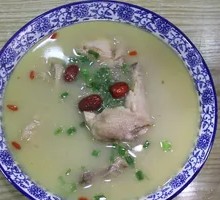 Signature Xiaoyuanyuan Chicken Noodle Soup