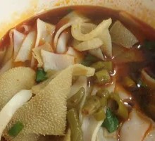 Blanching Beef Tripe Noodles