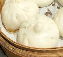 Dehua Sauce Pork Steamed Bun