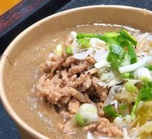 Stir-fried Pork Thread in Thick Soup Noodles