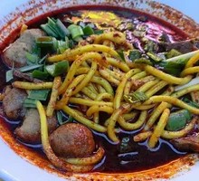 Dry-Mixed Beef Meatball Noodles