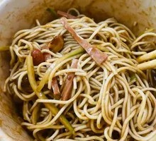 Full-Ingredient Cold Noodles