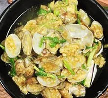 Garlic Steamed Clams