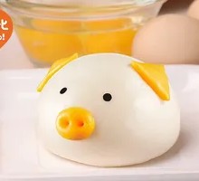 Pork Custard Bun