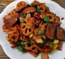 Braised Lotus Root with Stir-fried Beef