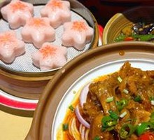 Pig's Trotter Stewed with Duck Feet