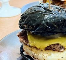 Black Pineapple Burger