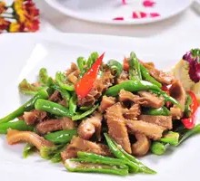 Sautéed Beef Tripe with Green Pepper