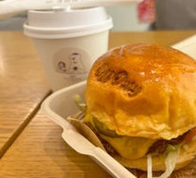 Italian Meat Sauce Crispy Fries Burger