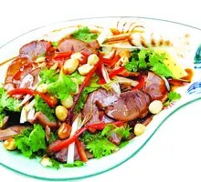 Peanut and Cilantro Beef Salad