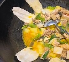 Signature Earth Pot Chicken