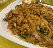 Dry-Fried Beef Rice Noodles