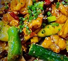Delicious Shrimp and Frog Stir-fry