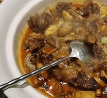 Braised Beef Tail with Enoki Mushrooms