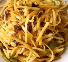 Cumin Potato Shreds with Pork Strips