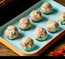 Handmade Gongcai Meatballs