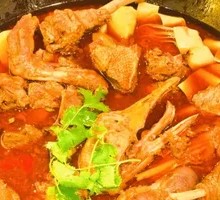 Stewed Goose in Iron Pot