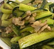 Spicy Cucumber Salad