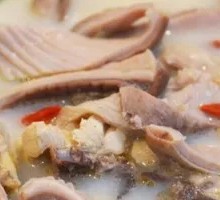 Stewed Pig's Trotter with Chicken