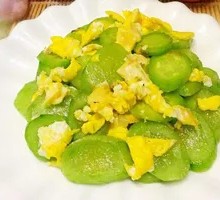Cucumber and Egg Fried Rice