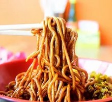 Traditional Hot Dry Noodles