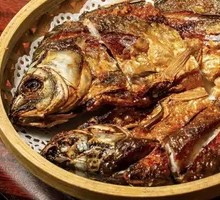 香酥鲫鱼
