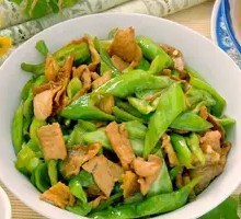 Green Pepper Stir-fried Pork