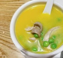 Sweet Green Peas Stewed with Pig's Trotter