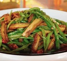 Stir-Fried String Beans with Beef Tripe