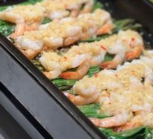 Crispy Scallion Shrimp in Iron Pot