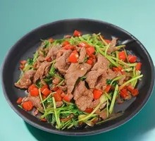 Stir-Fried Beef with Yellow Onion