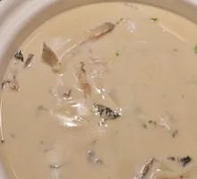 Perilla Boiled Bighead Fish