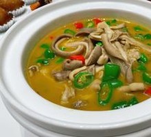 Stewed Pig's Tripe with Green Pepper