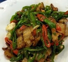 Green Pepper and Pork Belly Stir-fry