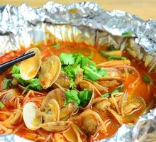 Garlic Clam Noodles