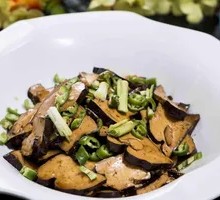 Celery with Tofu Sheets