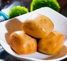 Golden Steamed Buns with Condensed Milk
