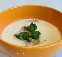 Slow-Cooked Beef and Mushroom Soup